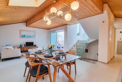 Image de Blue Haven près de la Ria – Escapade citadine à Faro