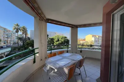 Image de PortFréjus Le Nautica, T2/3, 5 personnes, proche plages et commodités, grand balcon, climatisé, wifi et garage