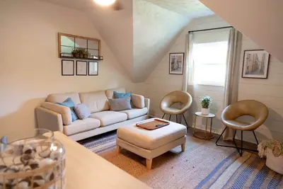 Image de Calming Terracotta Chateau - 2Bed 1Bath South Knox