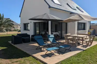 Image de Grande maison moderne avec grand jardin, 5 chambres