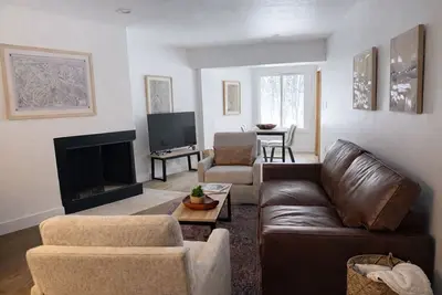 Image de Fallridge Condo - Summer Pool & Close to Golf Club