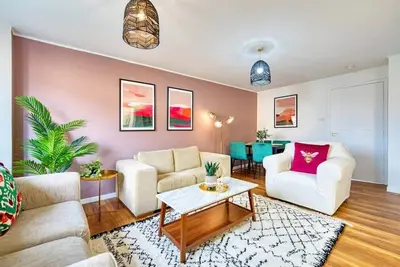 Image de 2-Bedroom Gardens Retreat w/Free Parking