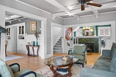 Image de Beautiful Historic South Hill Home