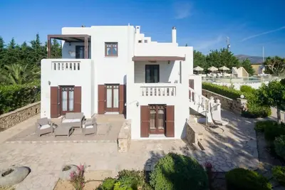 Luxury 4 Level Villa  Sea Views & Private Pool