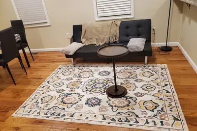 Image de Beautiful Cozy 2-bedroom apartment in Linden with Ac