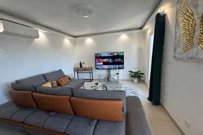 Image de Appartement 'Superbe T3 Brive' avec balcon, Wi-Fi et climatisation