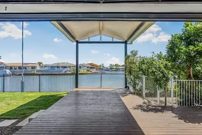 Image de Reflections on Phoenix