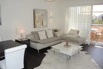 Image de Stylish apartment with indoor pool in the heart of Ascona