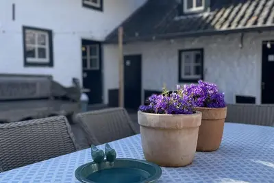 Image de Historical cosy private cottage