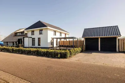 Image de Vacation home Rheeze