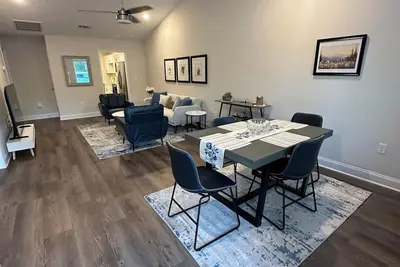 Image de 2-bedroom townhome in South Augusta