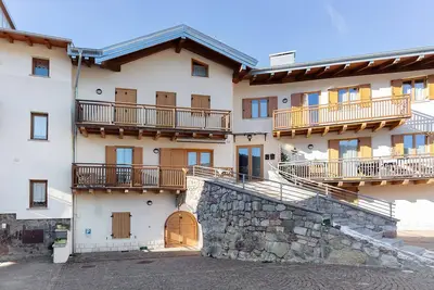 Image de Appartement 'Lory' avec vue sur la montagne et balcon