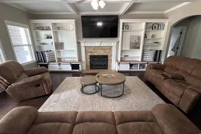 Image de Masters 2026 + 2027 Availability: Housekeeping Included