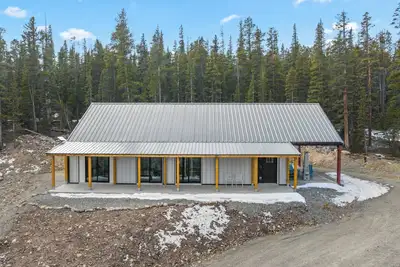 Image de New Rental! Newly Built, 3 Bed/2 Bath, Modern Mountain House - The Green Dragon
