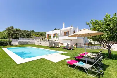 Image de Villa Kostas Maria by Villa Plus