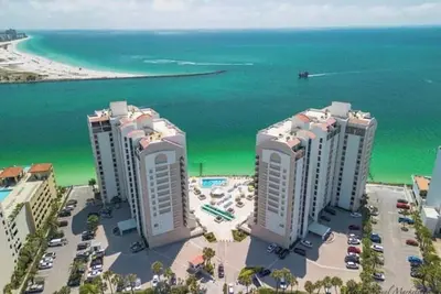 Image de Your Gulf Front Getaway Starts Here