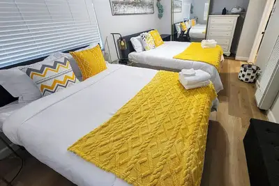 Image de Relaxing Cozy Back House Studio with Backyard