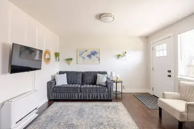 Image de #719 Cozy Midtown Reno Retreat