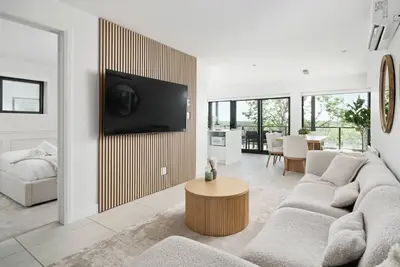 Image de Luxury 2br Waterfront Condo w/ Garage Parking