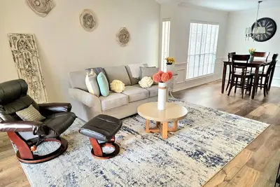 Image de Lake Conroe Home, Gated Community, Immaculate and clean, 3 bed retreat.