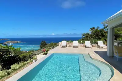 Image de Private Luxury Overlooking Grand Cul-de-Sac and Beyond.