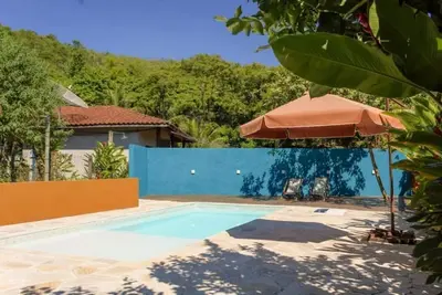 Image de Family chalet, swimming pool, private barbecue, garage, small pets allowed.