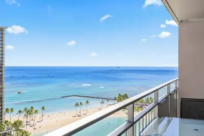 Image de @ Marbella Lane – Ocean Breeze Lagoon front Stay