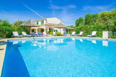 Image de Magnifique maison à Petra avec piscine privée, utilisable à l'intérieur.