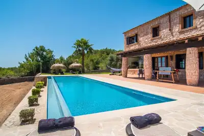 Superbe maison à Manacor avec piscine privée, utilisable à l'intérieur.