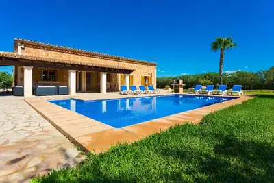 Image de Magnifique maison à Campos avec piscine privée, utilisable à l'intérieur.