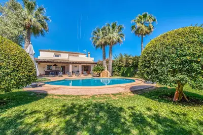 Image de Belle maison à Portocolom avec piscine privée, utilisable à l'intérieur ou.