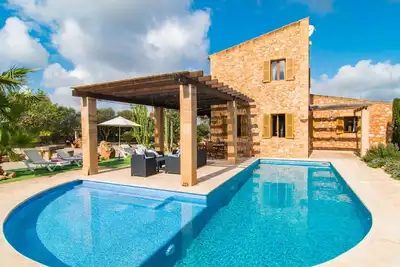 Image de Magnifique maison à Campos avec piscine privée, utilisable à l'intérieur.