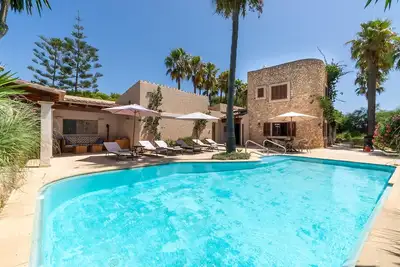 Image de Belle maison à Calonge avec piscine privée, utilisable à l'intérieur comme.