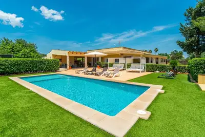 Image de Magnifique maison à Inca avec piscine privée, utilisable à l'intérieur ou à.