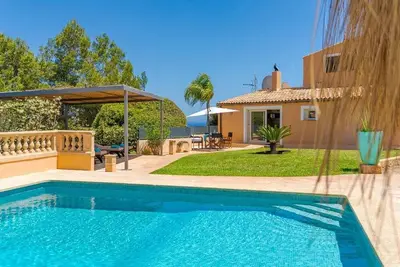 Image de Magnifique maison à Portocolom avec piscine privée, utilisable à.