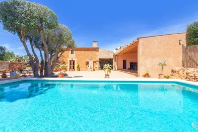 Image de Maison confortable à Campos avec piscine privée, utilisable à l'intérieur.