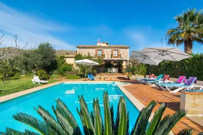 Belle maison à Pollença avec piscine privée, utilisable à l'intérieur ou à.
