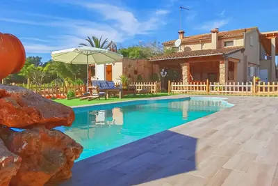 Image de Magnifique maison à Llucmajor avec piscine privée, utilisable aussi bien à.