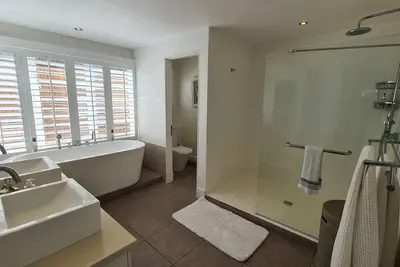 Image de Beachfront Luxury 3br - Panoramic Sea Views - Pool - Cape Point