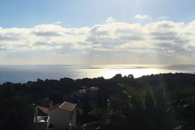 Image de Studio vur mer duplex + coin cabine 4 personnes - Budget