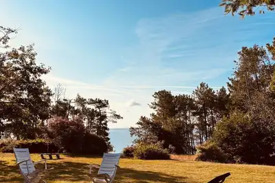Image de Maison avec vue mer au bord du sentier cotier, proche du Cap de la Chèvre