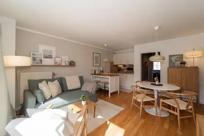 Image de Coast N°7 - Beachside retreat with balcony