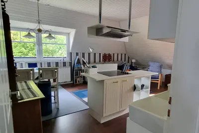 Image de Comfortable vacation apartment Klönschnack with garden, close to the North Sea beach and center