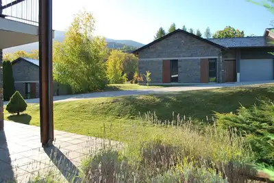 Image de Rez de jardin à la montagne