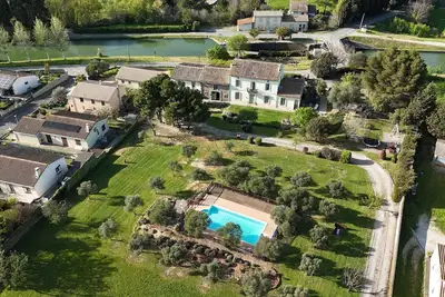 Image de Lock view, newly renovated apartment on Canal Du Midi, near Carcassonne