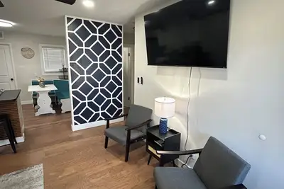 Image de Delightful 2-bedroom apartment  15 Min from airport