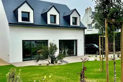 Image de Villa récente, proche plages et centre ville, 5 chambres, 10 à 12 personnes