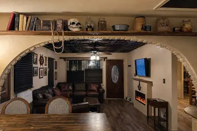 Image de Colonial Treasure Hunt Stay