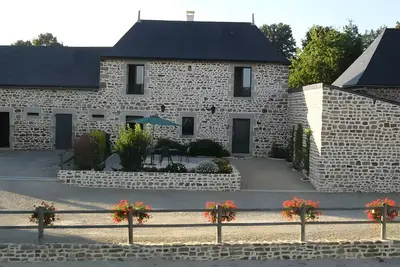 Image de Gîte de la Haie Bourgère : maison de vacances avec terrasse privée et Wi-Fi