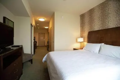 Image de 3 Suite Rooms Near Attractions for Adventure Seekers - with Swimming Pool!